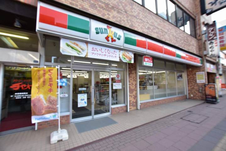 コンビニ　サンクス（コンビニ）まで632m