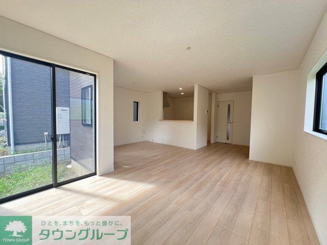 居室・リビング　お問合せはタウンハウジングまで！※現地待合わせ相談可能