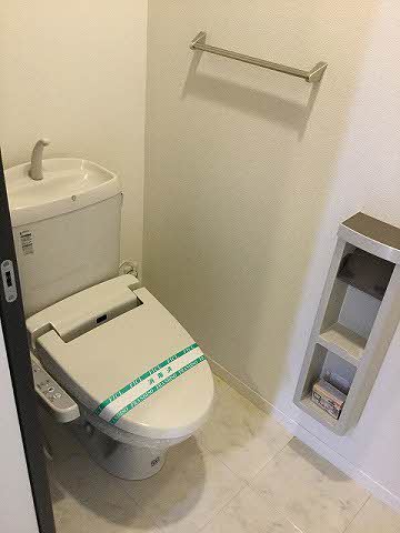 トイレ　温水洗浄便座♪