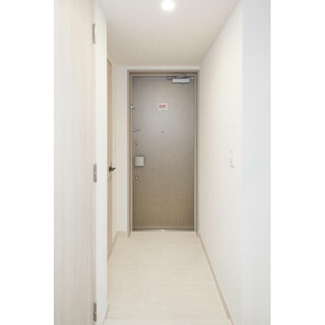 玄関　※写真は同タイプ住戸です。
