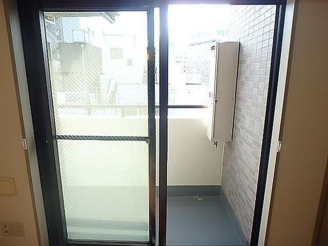 バルコニー　（別タイプ参考写真）ルミエール　豊島区北大塚２