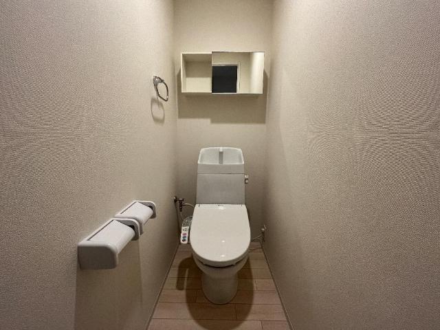 トイレ　シャワー付トイレ