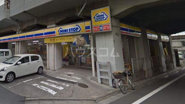 コンビニ　ミニストップ 南荻窪３丁目店（コンビニ）まで81m