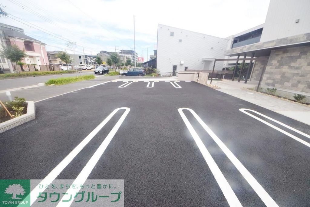 駐車場　駐車場