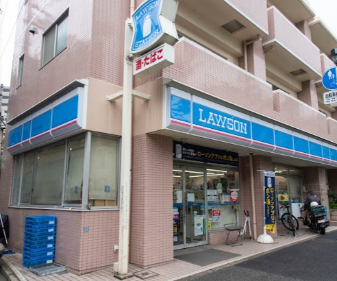 コンビニ　ローソン池尻三宿通店（コンビニ）まで235m