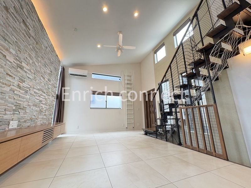 4LDK Apartment in Shibuya, Tokyo