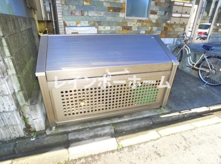 ＪＲ総武線 船橋駅 徒歩12分 2階建 築19年の外観写真