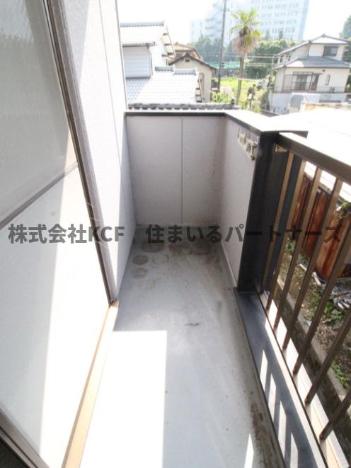 バルコニー　陽当たり良好なバルコニーです