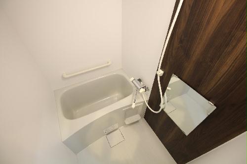 バス・シャワールーム　清潔感溢れるバスルーム♪