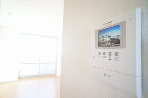セキュリティ　カラーモニター付ドアホン♪