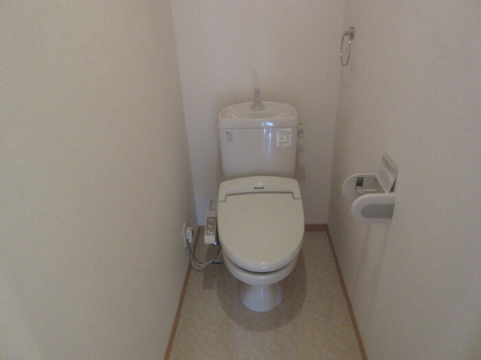 【ＣＯＭＦＯＲＴ ＲＥＳＩＤＥＮＣＥ　IIのトイレ】