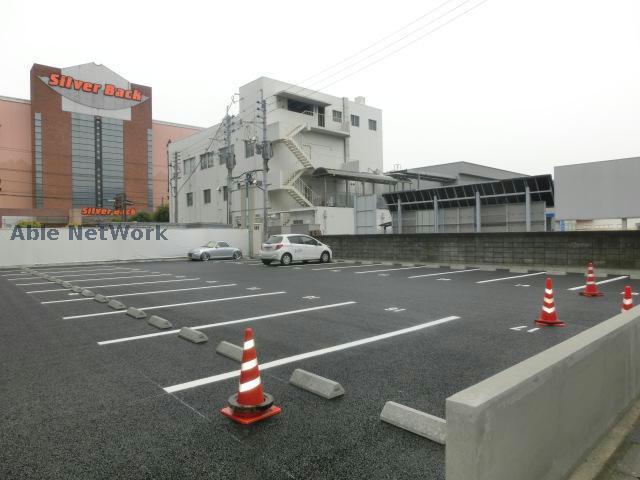 【熊本市西区花園のマンションの駐車場】