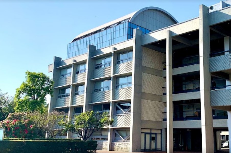 大学・短大　私立武蔵野美術大学（大学・短大）まで864m