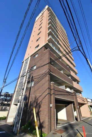 【名古屋市千種区茶屋が坂のマンションの建物外観】