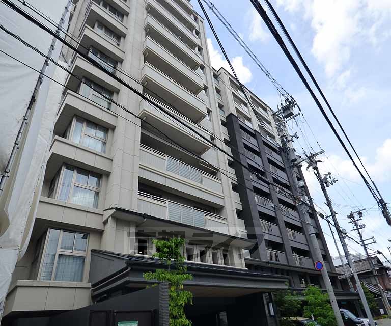 京都市中京区裏寺町のマンションの建物外観