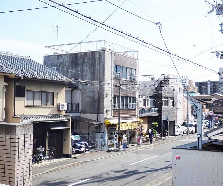 【京都市上京区伊佐町のマンションの眺望】