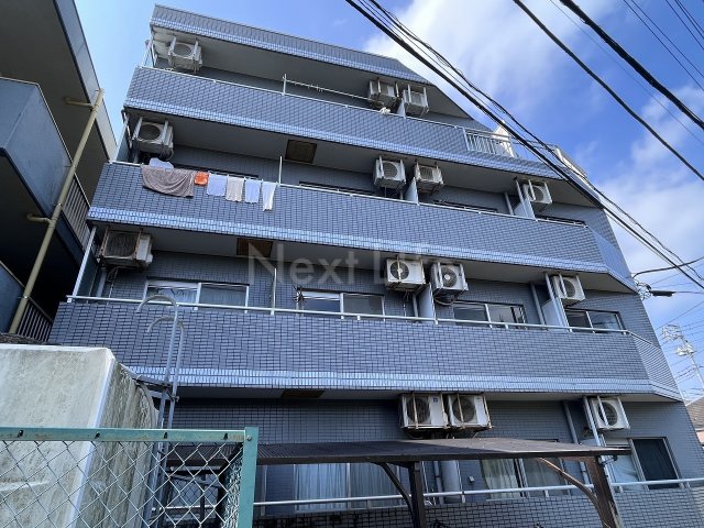 立川市上砂町のマンションの建物外観