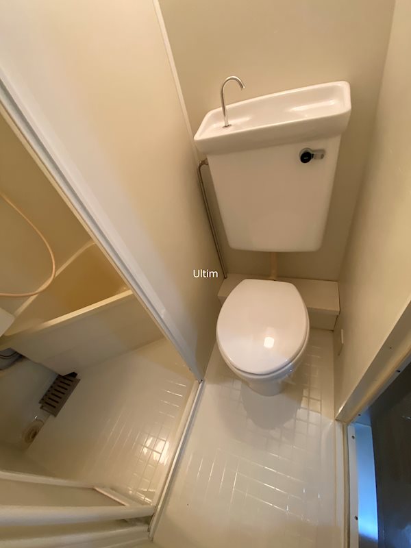 トイレ　別の部屋の写真