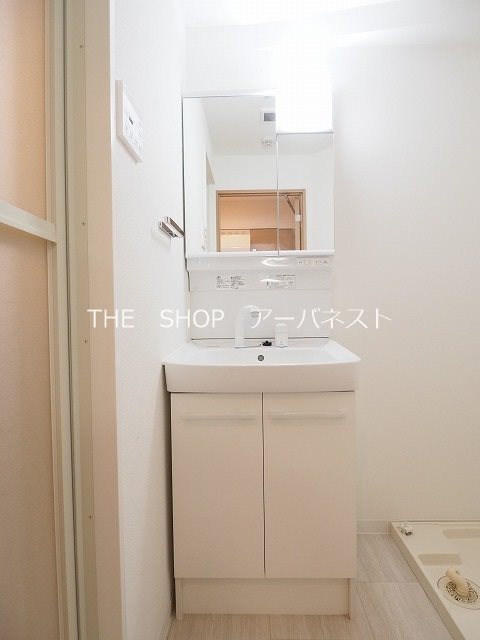 洗面設備　独立洗面台完備！