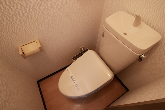 トイレ　※別号室のお写真です。