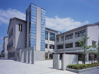 高校・高専　兵庫県立西宮香風高等学校（高校・高専）まで769m