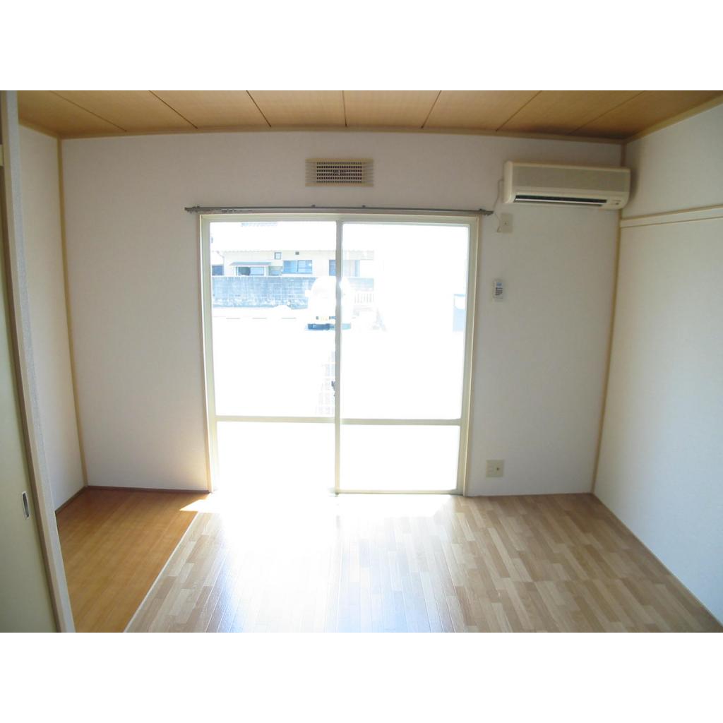 居室・リビング　洋室