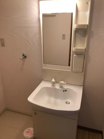 洗面設備　洗髪洗面化粧台