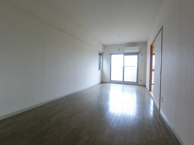 居室・リビング　※同タイプ別部屋のお写真です。