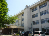中学校　尼崎市立塚口中学校（中学校）まで971m
