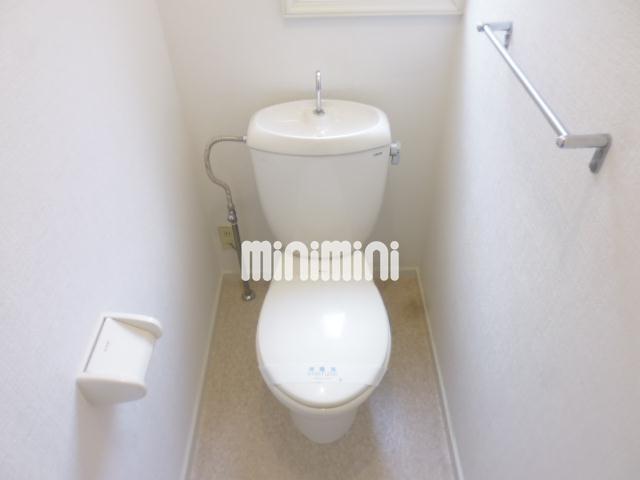 トイレ　清潔感のあるトイレです