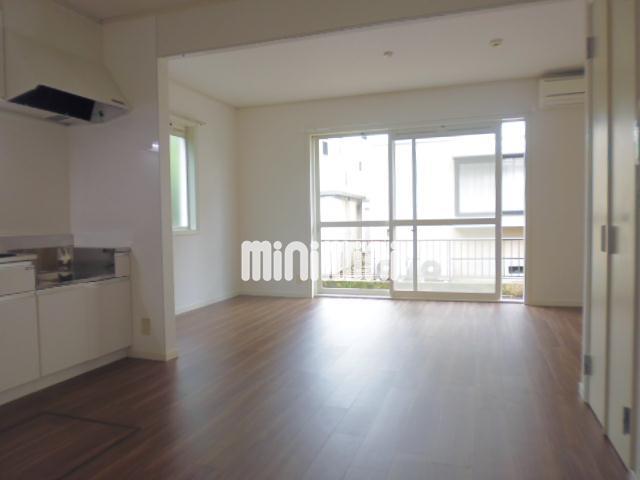 居室・リビング　広さがあり落ち着いて過ごせます