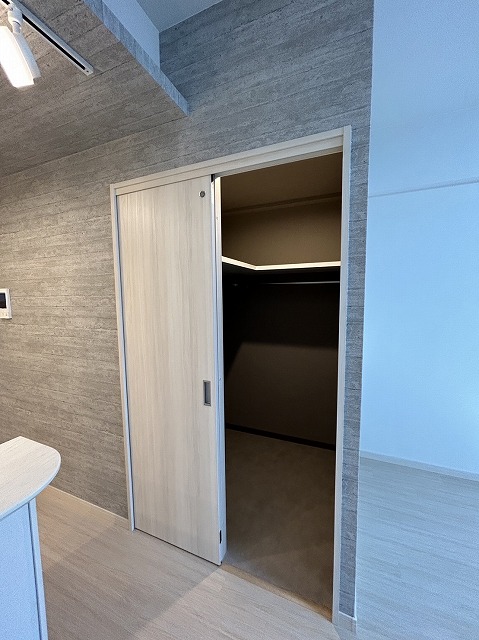 収納　大容量ウォークインクロゼット♪