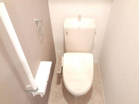 アースガーデン　トイレ　トイレ