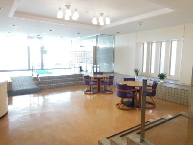 エントランス　★お部屋探しは株式会社タウンハウジング東京まで★