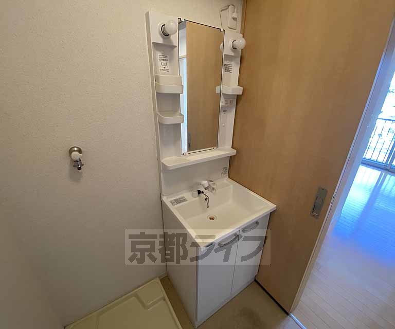 洗面設備　独立洗面台