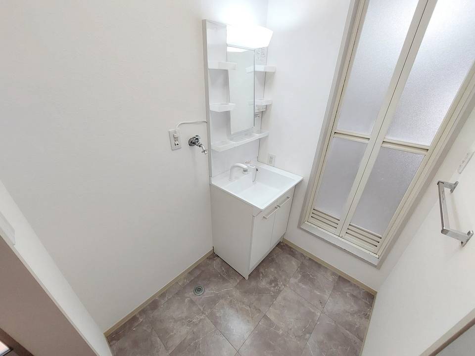 洗面設備　洗濯機置場