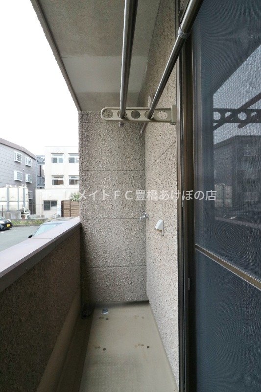 バルコニー　同型別部屋写真