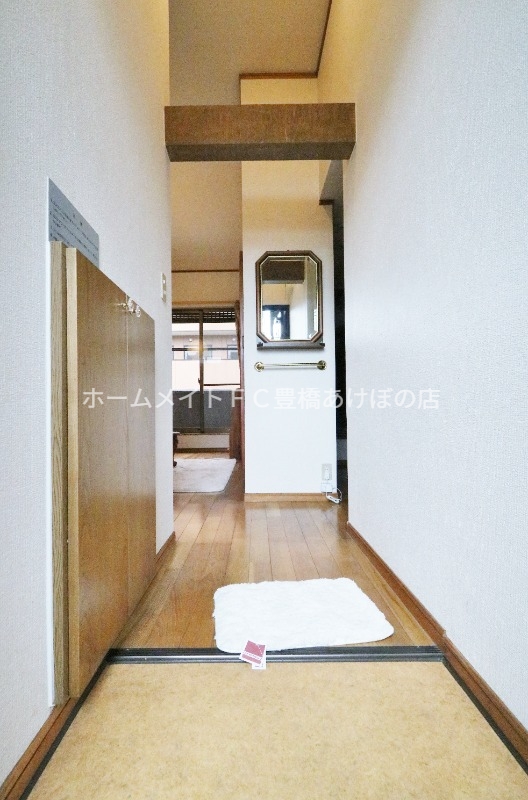 玄関　同型別部屋写真