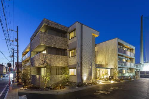 建物外観　外観・夜間