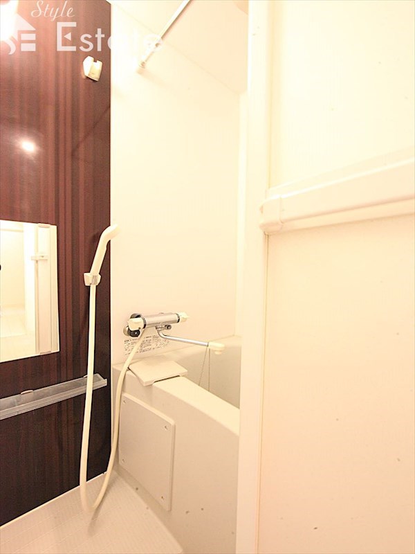 バス・シャワールーム　バスルーム