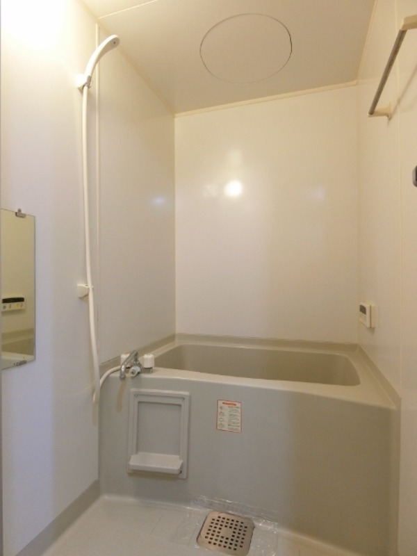 バス・シャワールーム　図面と現状に相違がある場合には現状を優先