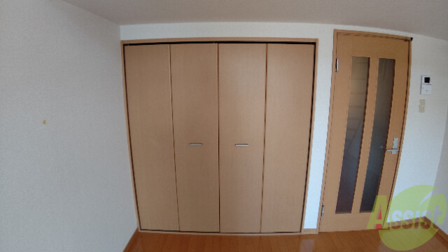 収納　収納スペースはこんな感じで大きさは十分ありますね。