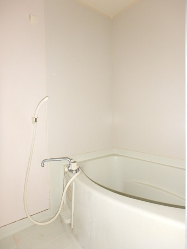 バス・シャワールーム　図面と現状に相違がある場合には現状を優先