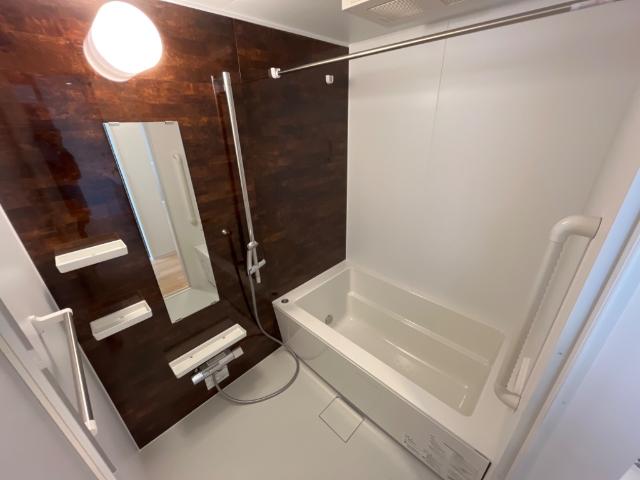 バス・シャワールーム　バス（イメージ）