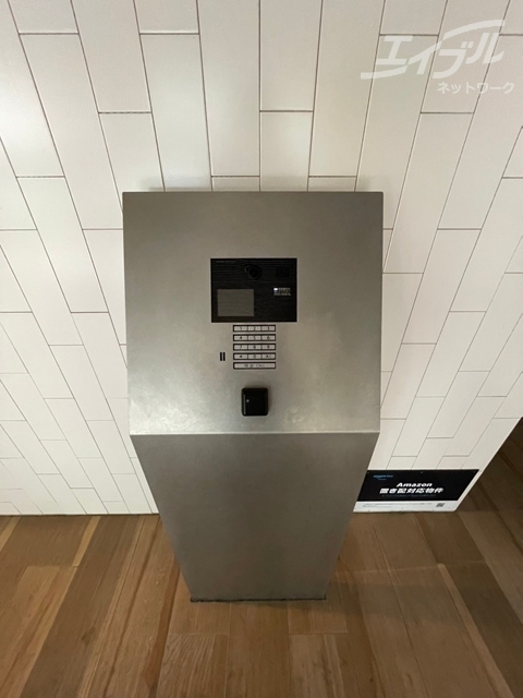 セキュリティ　エントランスのオートロックしっかりしてます