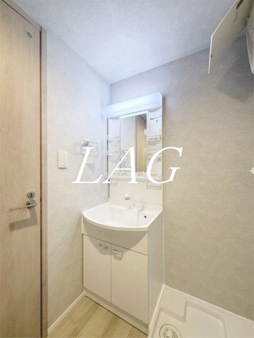 洗面設備　独立洗面台です。