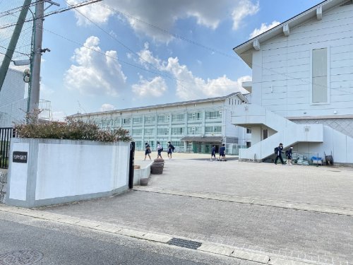 中学校　名古屋市立守山中学校（中学校）まで803m