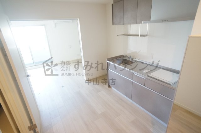 居室・リビング　参考、同建物・同間取りの号室