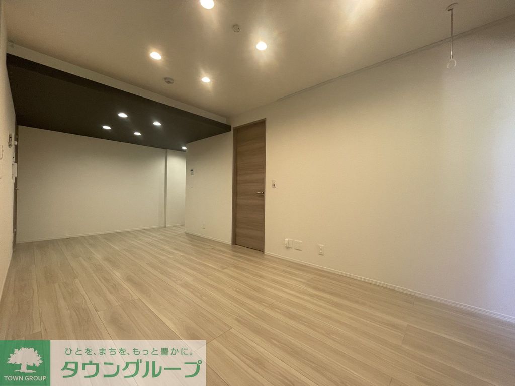 居室・リビング　お問い合わせは、タウンハウジング上尾店へンス