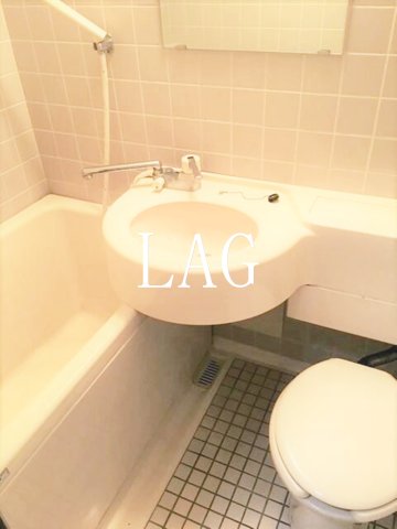 バス・シャワールーム　お風呂です。